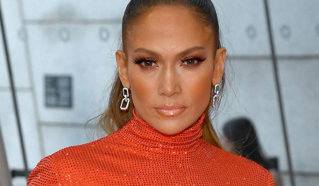 Jennifer Lopez vorbeste despre interventiile chirurgicale suferite
