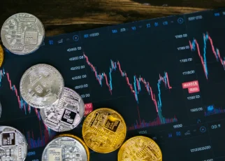 Bursele de criptomonede părăsesc Rusia după restricțiile impuse de Kremlin