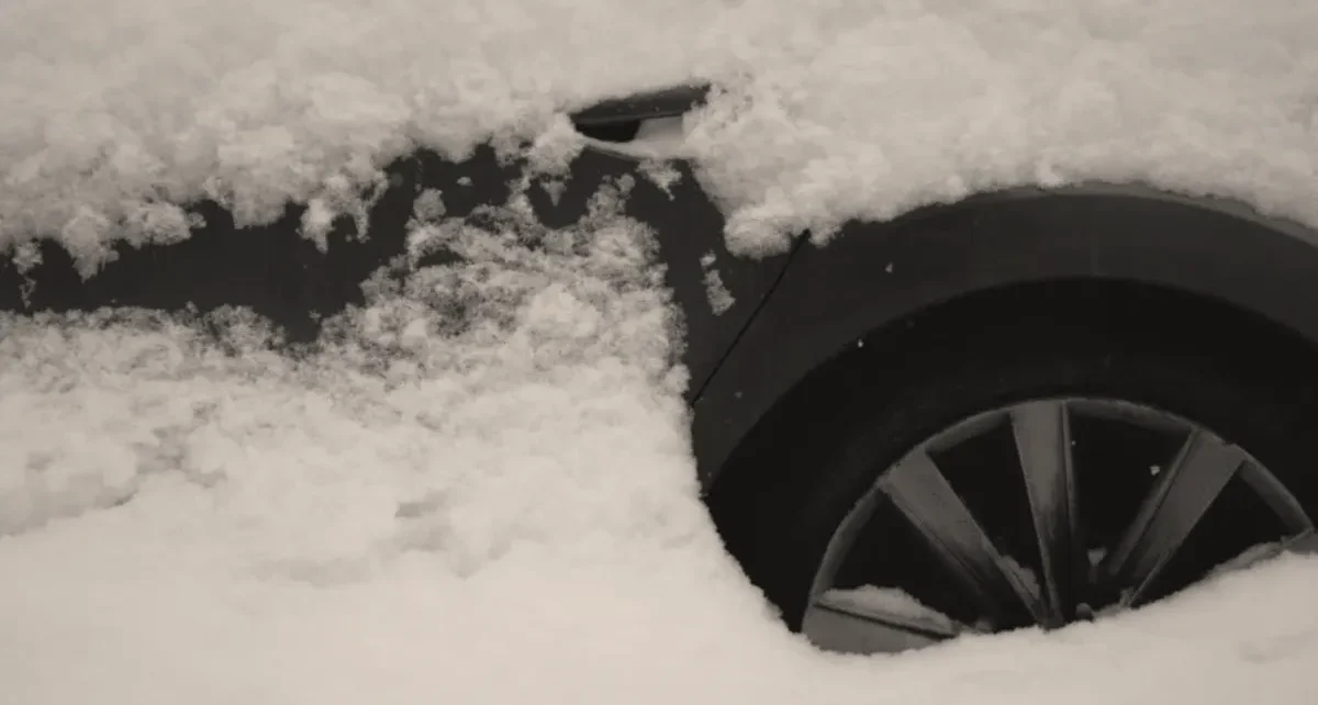 Cum pregătești mașina cu zile înainte de prima ninsoare