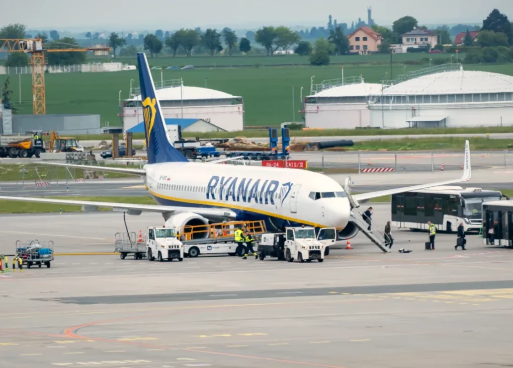 Dammam: un mort și opt răniți după atacul la aeroport
