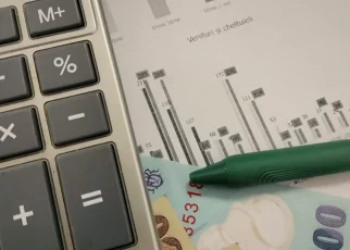 România se împrumută ca să-și plătească dobânzile: doi lei din trei luați de stat au mers la creditori