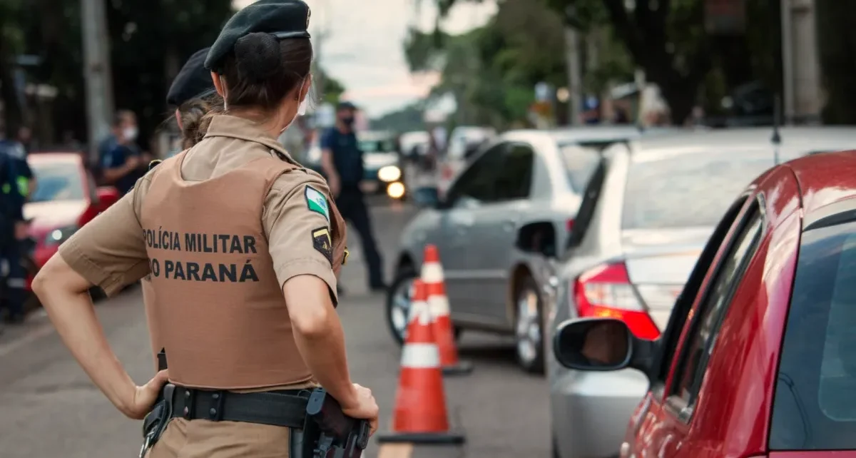 Două persoane din Halmeu și trei din frontieră reținuți pentru spăgă