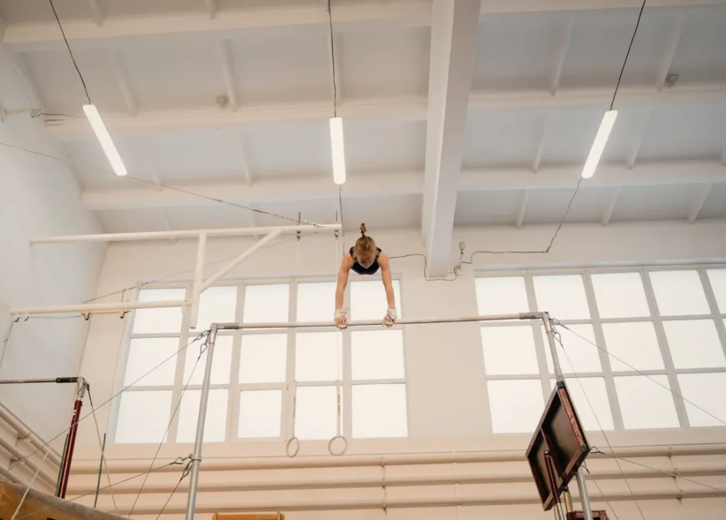 Echipa feminină de gimnastică a României ocupă ultimul loc cu 151,996 puncte