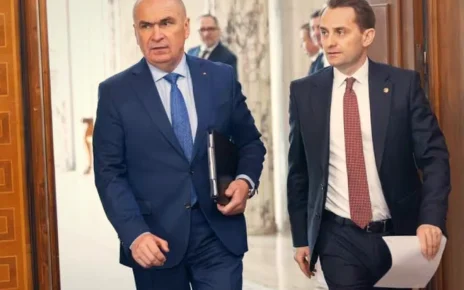 Fostul șef al Cancelariei Prim-ministrului vorbește despre „greaua moștenire” de care PSD îl acuză pe Ilie Bolojan. Susține că a redus costurile cu 90% după ce Guvernul a cumpărat SUV-uri fabricate în România