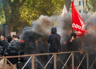 Italia se pregătește pentru o nouă rundă de proteste sâmbătă. Mii de polițiști, pe străzi