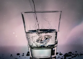 Microplasticele se activează în apă și pot afecta ADN-ul
