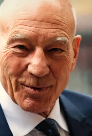 Patrick Stewart, omagiat de președintele Marvel Studios