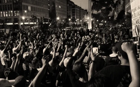 Proteste în Franța amenință cu blocaje până pe 27 octombrie