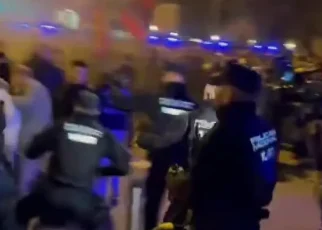Sánchez trimite forțele de ordine împotriva protestatarilor după tragedie