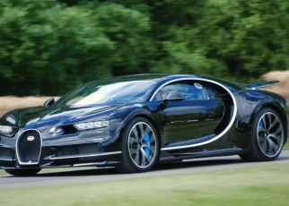 Un croat a furat Bugatti-ul șefului, cheile lăsate în contact