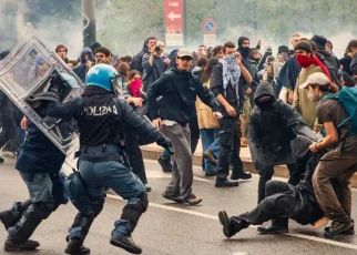Violenţe în Paris pe timpul nopţii, după o zi de proteste în mare parte paşnice